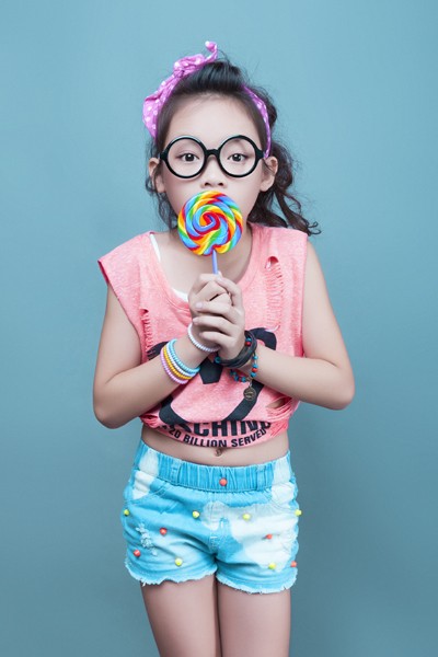 Hình ảnh siêu dễ thương của tân quán quân Bước nhảy hoàn vũ nhí ảnh 1 Hình ảnh siêu dễ thương của tân quán quân Bước nhảy hoàn vũ nhí ảnh 1