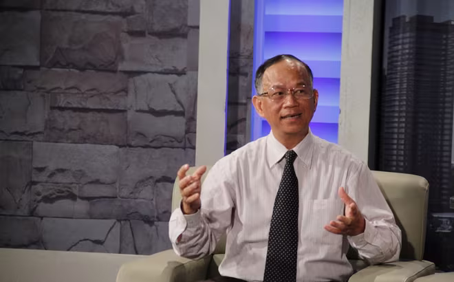 Tiến sĩ kinh tế Nguyễn Minh Phong Tiến sĩ kinh tế Nguyễn Minh Phong