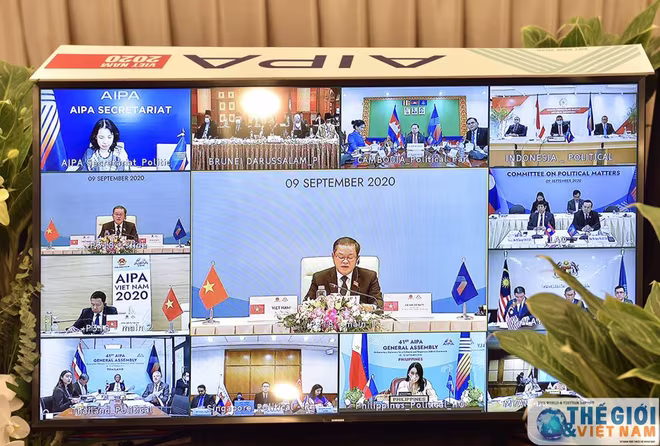 Phiên họp được tổ chức bằng hình thức trực tuyến dưới sự điều hành của Thứ trưởng Thường trực Bộ Ngoại giao, Ủy viên Ủy ban Đối ngoại của Quốc hội Bùi Thanh Sơn Phiên họp được tổ chức bằng hình thức trực tuyến dưới sự điều hành của Thứ trưởng Thường trực Bộ Ngoại giao, Ủy viên Ủy ban Đối ngoại của Quốc hội Bùi Thanh Sơn