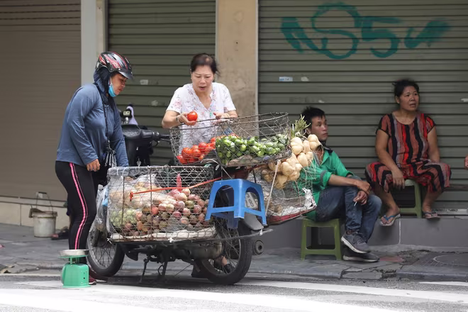 Người dân vẫn còn chủ quan, lơ là với biện pháp phòng dịch