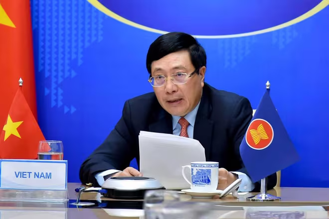 Phó Thủ tướng, Bộ trưởng Ngoại giao Phạm Bình Minh phát biểu tại Hội nghị Phó Thủ tướng, Bộ trưởng Ngoại giao Phạm Bình Minh phát biểu tại Hội nghị