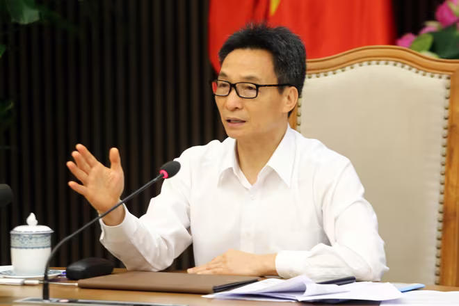 Phó Thủ tướng Vũ Đức Đam, Trưởng Ban Chỉ đạo quốc gia phòng chống dịch bệnh Covid-19 phát biểu tại cuộc họp Phó Thủ tướng Vũ Đức Đam, Trưởng Ban Chỉ đạo quốc gia phòng chống dịch bệnh Covid-19 phát biểu tại cuộc họp