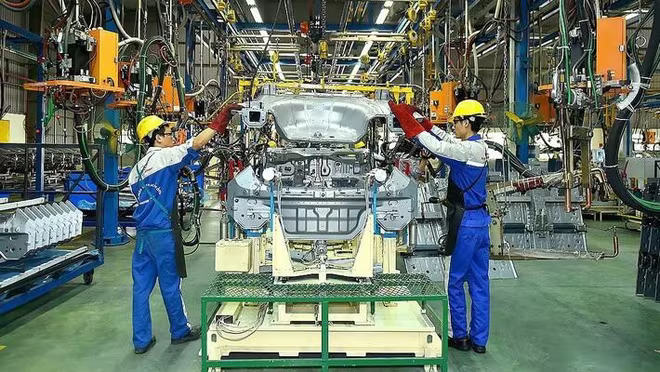 Hoạt động sản xuất được hỗ trợ nhờ các biện pháp chống dịch hiệu quả Hoạt động sản xuất được hỗ trợ nhờ các biện pháp chống dịch hiệu quả