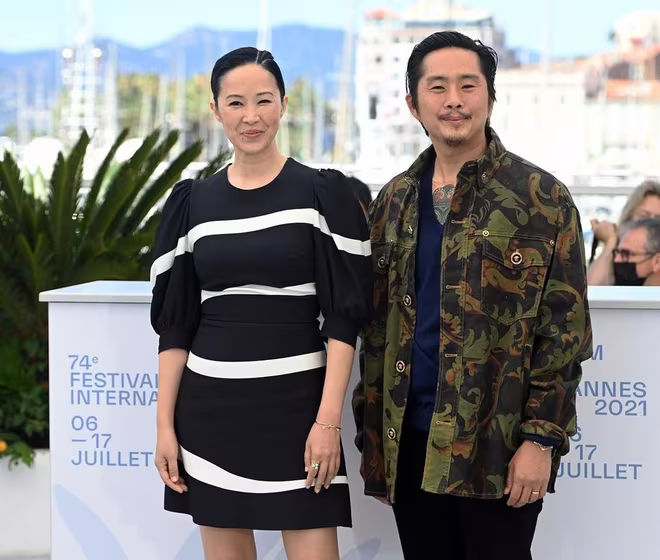 Nữ diễn viên gốc Việt Phạm Linh Đan và đạo diễn Justin Chon ra mắt phim mới “Blue Bayou” tại Cannes 2021 Nữ diễn viên gốc Việt Phạm Linh Đan và đạo diễn Justin Chon ra mắt phim mới “Blue Bayou” tại Cannes 2021
