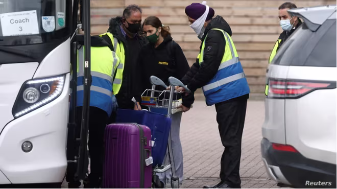 Nhiều lo ngại khi nước Anh dỡ bỏ các biện pháp hạn chế phòng ngừa Covid-19