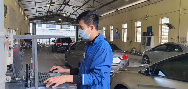 Chu kỳ kiểm định xe ô tô kinh doanh vận tải có nhiều quy định mới từ ngày 1-10-2021 (Ảnh minh họa) Chu kỳ kiểm định xe ô tô kinh doanh vận tải có nhiều quy định mới từ ngày 1-10-2021 (Ảnh minh họa)