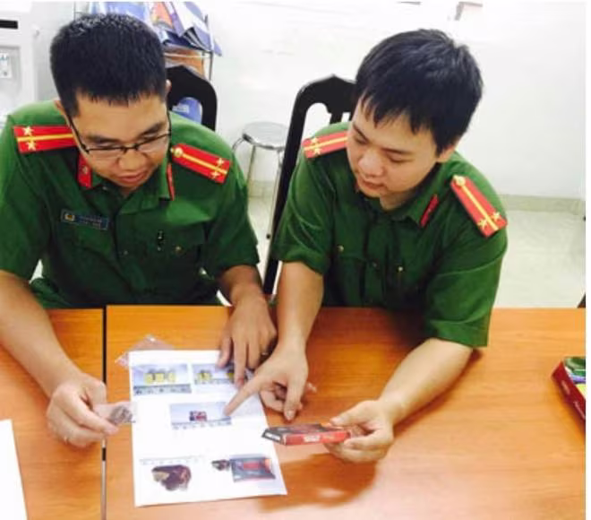 Công an Hà Nội giám định mẫu chocolate nghi vấn có chứa chất ma túy