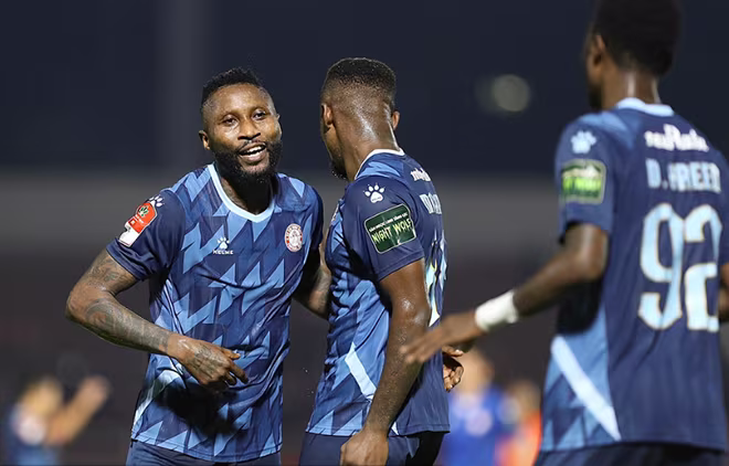 Các bàn thắng của TP.HCM mùa này đều đến từ cầu thủ gốc ngoại Các bàn thắng của TP.HCM mùa này đều đến từ cầu thủ gốc ngoại