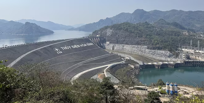 Nhà máy thủy điện Hòa Bình - một trong những biểu tượng của hợp tác Việt Nam - Liên bang Nga Nhà máy thủy điện Hòa Bình - một trong những biểu tượng của hợp tác Việt Nam - Liên bang Nga