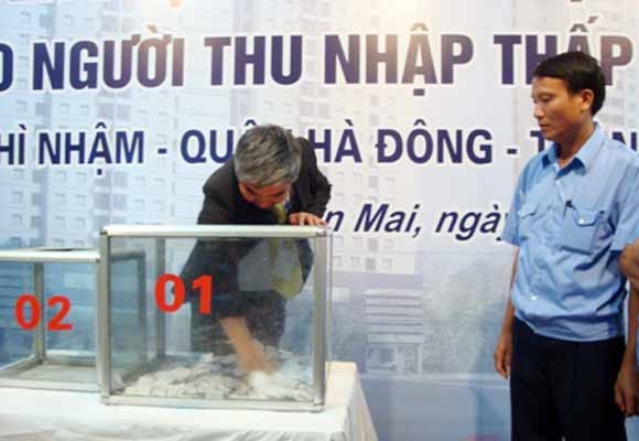 Nhận hồ sơ mua nhà thu nhập thấp ở Sài Đồng, Long Biên ảnh 2 Nhận hồ sơ mua nhà thu nhập thấp ở Sài Đồng, Long Biên ảnh 2
