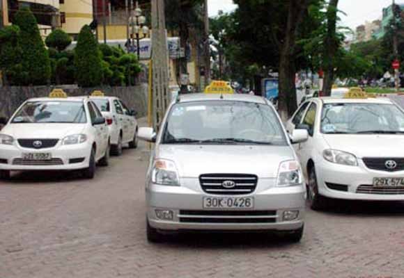 Hãng taxi thứ 3 ở Hà Nội bị đình chỉ hoạt động ảnh 1 Hãng taxi thứ 3 ở Hà Nội bị đình chỉ hoạt động ảnh 1