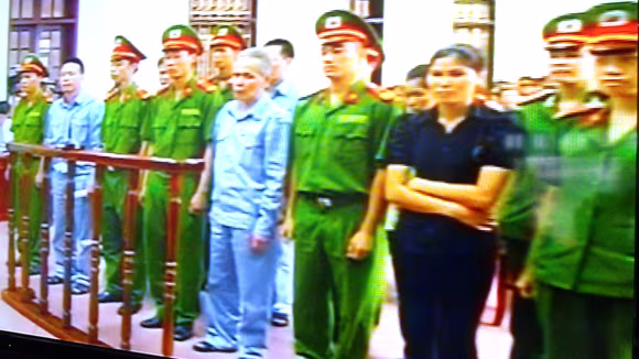 Đại diện Viện kiểm sát đề nghị không giảm án cho các bị cáo ảnh 2 Đại diện Viện kiểm sát đề nghị không giảm án cho các bị cáo ảnh 2