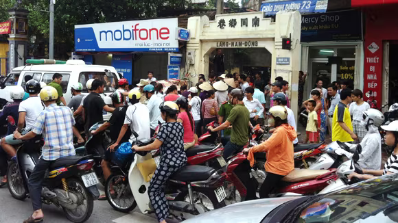 Hà Nội: Lạnh người phát hiện xác thai nhi trong thùng mỳ tôm ảnh 2 Hà Nội: Lạnh người phát hiện xác thai nhi trong thùng mỳ tôm ảnh 2