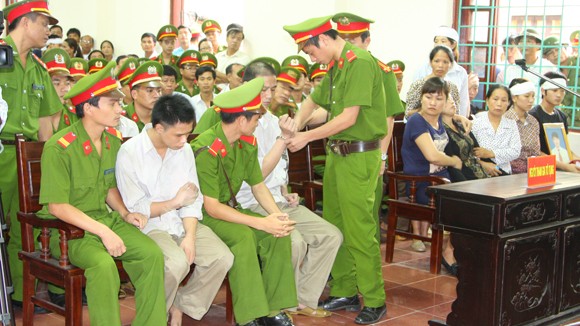 Xét xử vụ giết người gây xôn xao ở Vĩnh Phúc ảnh 3 Xét xử vụ giết người gây xôn xao ở Vĩnh Phúc ảnh 3