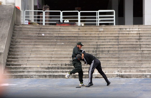 Công an TP Hà Nội diễn tập chống bạo loạn, khủng bố và giải cứu con tin ảnh 8