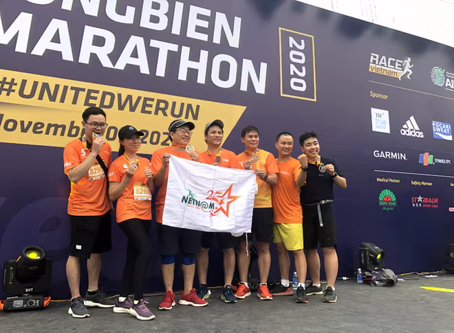 Các đội không quên ghi lại khoảnh khắc đáng nhớ của mình Các đội không quên ghi lại khoảnh khắc đáng nhớ của mình