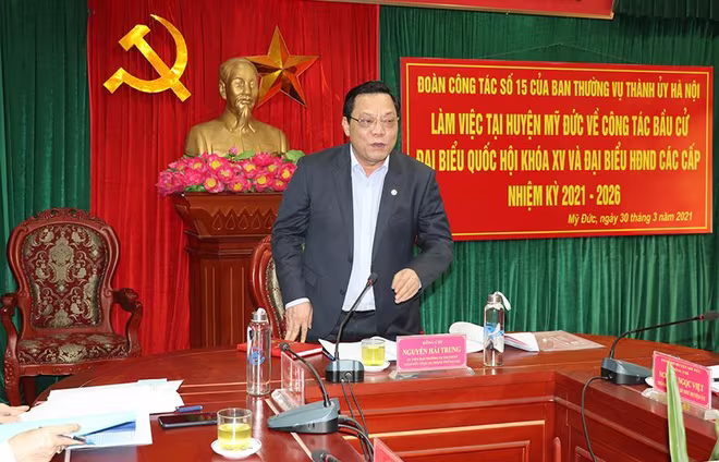 Trung Tướng Nguyễn Hải Trung, Uỷ viên Ban Thường vụ Thành uỷ, Bí thư Đảng uỷ, Giám đốc CATP Hà Nội, Trưởng đoàn công tác số 15 làm việc tại huyện Mỹ Đức về công tác bầu cử Đại biểu Quốc hội khoá XV và Đại biểu HĐND các cấp nhiệm kỳ 2021-2026 Trung Tướng Nguyễn Hải Trung, Uỷ viên Ban Thường vụ Thành uỷ, Bí thư Đảng uỷ, Giám đốc CATP Hà Nội, Trưởng đoàn công tác số 15 làm việc tại huyện Mỹ Đức về công tác bầu cử Đại biểu Quốc hội khoá XV và Đại biểu HĐND các cấp nhiệm kỳ 2021-2026