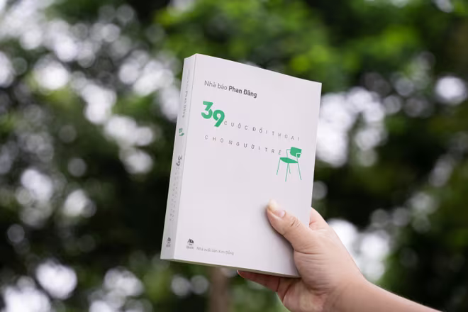 "39 cuộc đối thoại cho người trẻ" do NXB Kim Đồng ấn hành "39 cuộc đối thoại cho người trẻ" do NXB Kim Đồng ấn hành