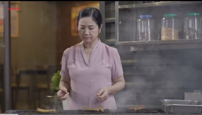 NSND Thu Hà vai bà Ngọc NSND Thu Hà vai bà Ngọc