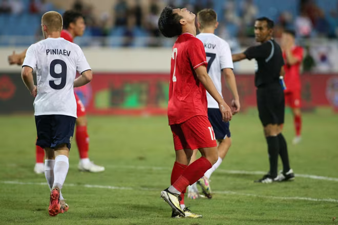 ĐT Việt Nam thua trắng 0-3 trước Nga ĐT Việt Nam thua trắng 0-3 trước Nga