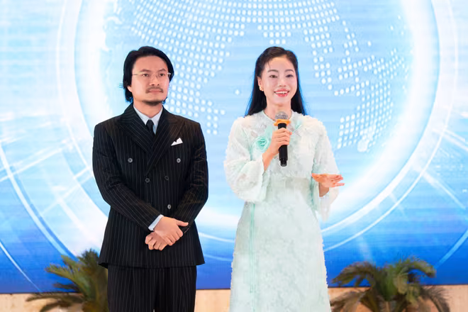 Thạc sĩ Phạm Kim Dung và đạo diễn Hoàng Nhật Nam đại diện Sen Vàng tham gia Hội nghị Thạc sĩ Phạm Kim Dung và đạo diễn Hoàng Nhật Nam đại diện Sen Vàng tham gia Hội nghị