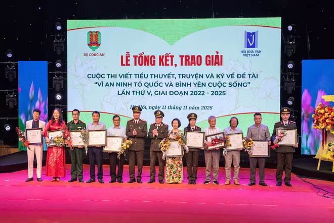 BTC trao giải cho các tác giả đoạt giải C