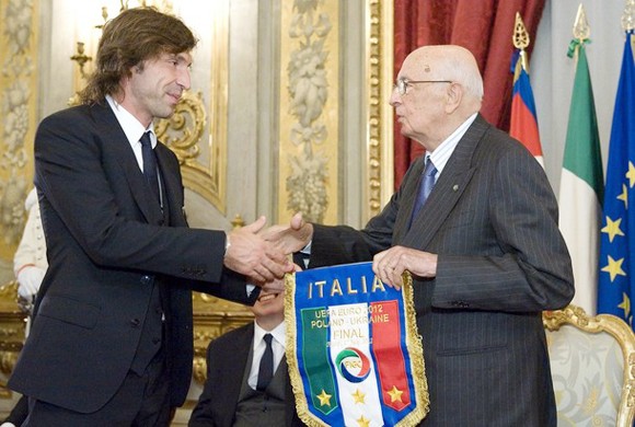 Thua trận, tuyển Italia được Tổng thống... mời tiệc ảnh 4 Thua trận, tuyển Italia được Tổng thống... mời tiệc ảnh 4