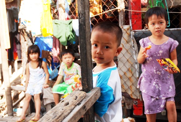 "Xóm nước đen" giữa lòng thiên đường biển đảo ảnh 8 "Xóm nước đen" giữa lòng thiên đường biển đảo ảnh 8