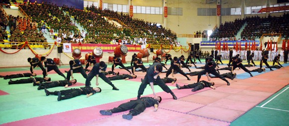 Khai mạc Hội thi bắn súng, võ thuật thanh niên Công an năm 2013 ảnh 4 Khai mạc Hội thi bắn súng, võ thuật thanh niên Công an năm 2013 ảnh 4
