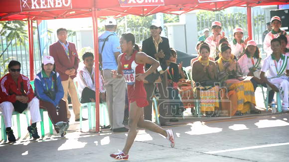 Thanh Phúc khóc ngất khi bị "cướp trắng" HCV ảnh 2