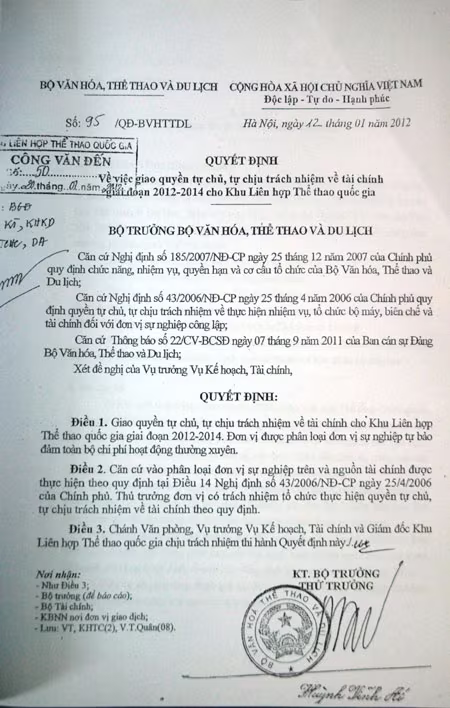 Những công trình thể thao triệu đô biến dạng vì kiếm tiền ảnh 16