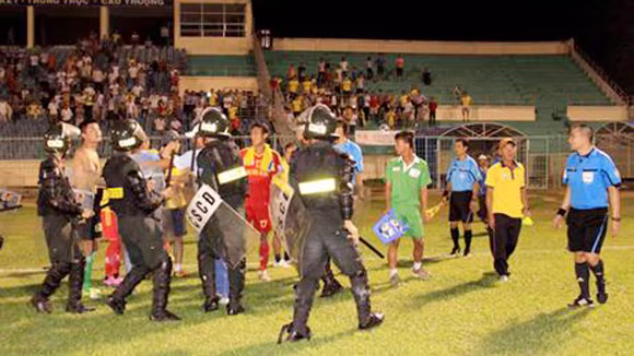 Ông Nguyễn Văn Mùi: "Trọng tài bị hành hung là... bình thường" ảnh 3 Ông Nguyễn Văn Mùi: "Trọng tài bị hành hung là... bình thường" ảnh 3