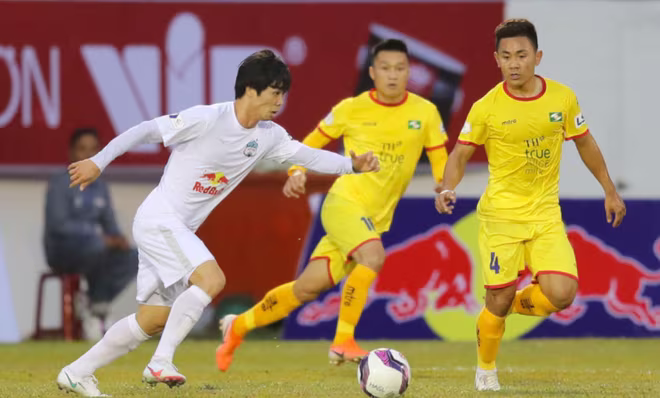 V-League có thể lăn bóng trở lại từ giữa tháng 3 và thi đấu mật độ dày