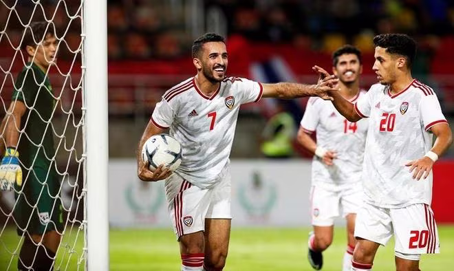 Ali Mabkhout (số 7) là cái tên mà thầy trò Park Hang-seo phải lưu tâm ở trận đấu với UAE ngày 15-6 tới. Ali Mabkhout (số 7) là cái tên mà thầy trò Park Hang-seo phải lưu tâm ở trận đấu với UAE ngày 15-6 tới.
