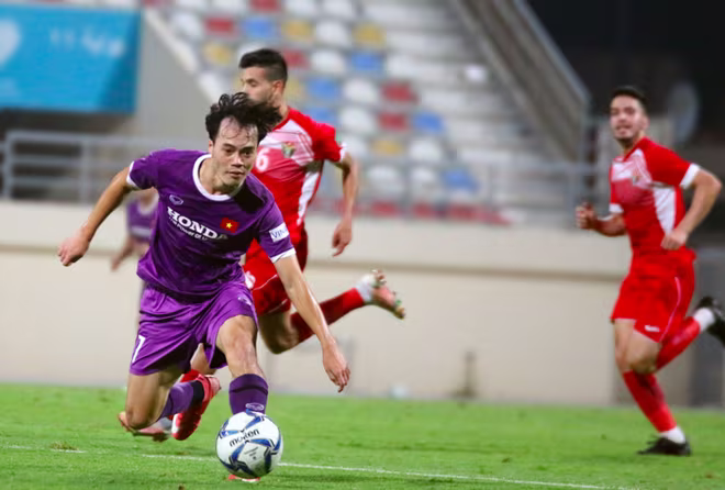 Tuyển Việt Nam đúc rút nhiều điều sau màn &quot;tổng duyệt&quot; trước Jordan