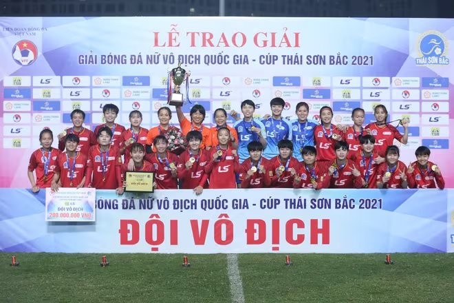 CLB nữ TP.HCM lần thứ 10 vô địch quốc gia CLB nữ TP.HCM lần thứ 10 vô địch quốc gia