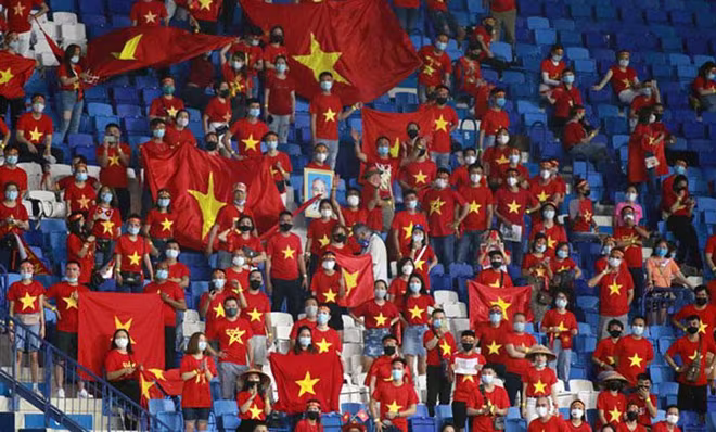 Người hâm mộ có thêm thời gian mua vé cổ vũ tuyển Việt Nam đấu Trung Quốc ngày 1-2 tới Người hâm mộ có thêm thời gian mua vé cổ vũ tuyển Việt Nam đấu Trung Quốc ngày 1-2 tới