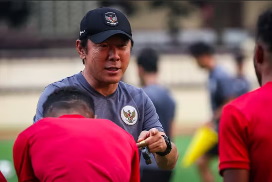 HLV Shin Tae-yong có thành tích thắng 5, hoà 1, thua 3 trong 9 lần đối đầu các đội Nam Mỹ