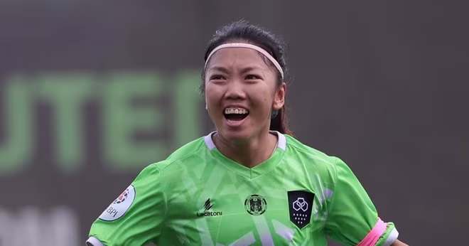 Huỳnh Như tiến gần tới hợp đồng bạc tỷ