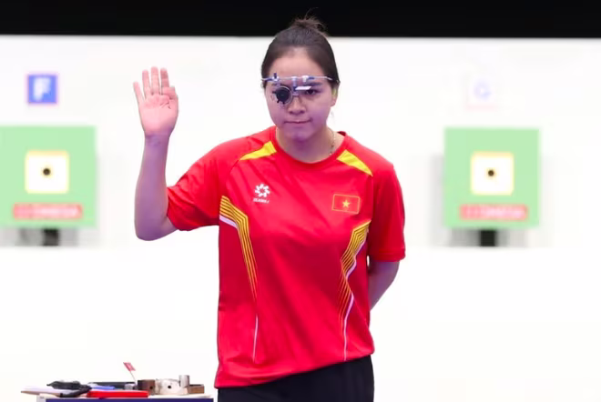 Trịnh Thu Vinh chia tay Olympic Paris với thành tích hạng 4 nội dung 10m súng ngắn hơi và hạng 7 nội dung 25m súng ngắn thể thao