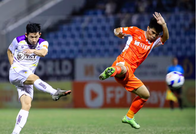 CLB Đà Nẵng chìm sâu khủng hoảng sau 10 trận chưa biết thắng tại V-League CLB Đà Nẵng chìm sâu khủng hoảng sau 10 trận chưa biết thắng tại V-League