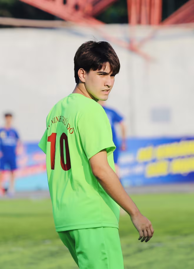 Cầu thủ Việt kiều Đỗ An Khánh rời giải với nhiều kỷ niệm đẹp Cầu thủ Việt kiều Đỗ An Khánh rời giải với nhiều kỷ niệm đẹp