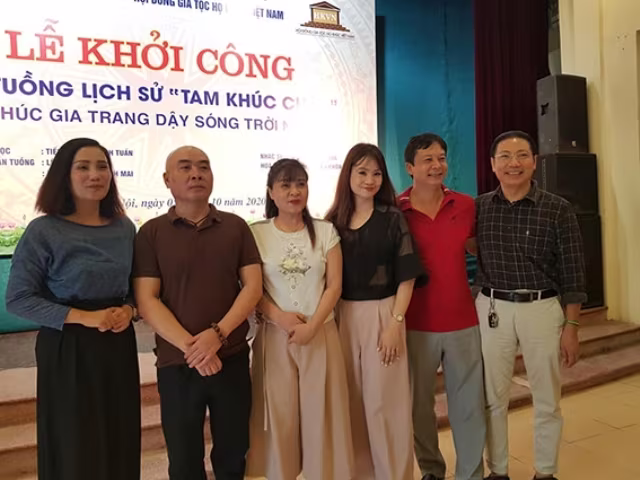 E kíp sáng tạo vở "Tam Khúc chúa" E kíp sáng tạo vở "Tam Khúc chúa"