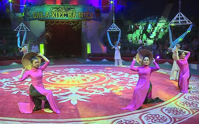 Gala Xiếc 3 miền Gala Xiếc 3 miền