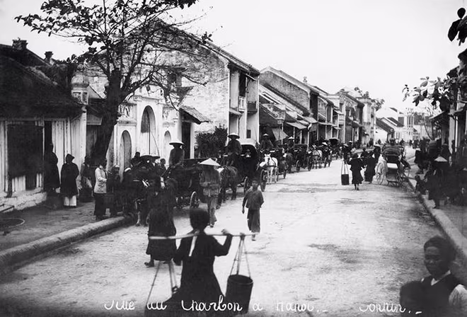Hình ảnh tại phố Hàng Than, Hà Nội Hình ảnh tại phố Hàng Than, Hà Nội