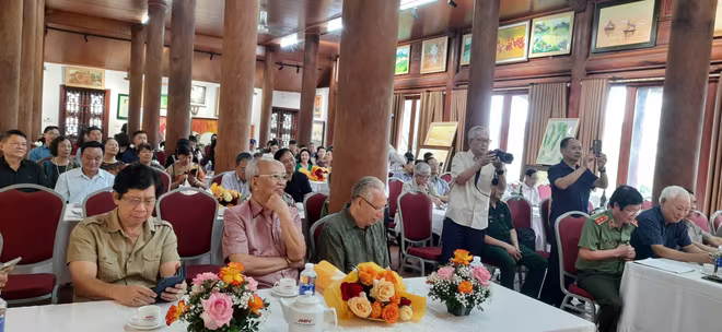 Quang cảnh buổi lễ Quang cảnh buổi lễ