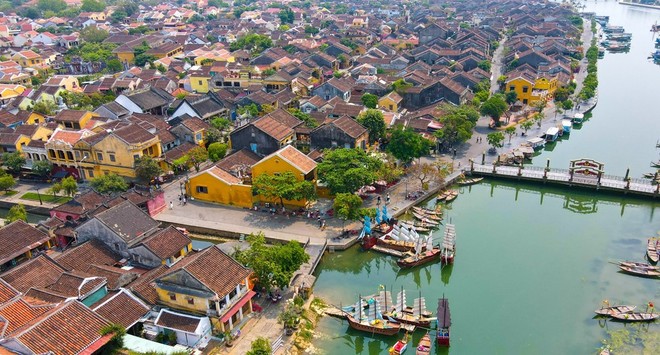 Hội An đứng ở vị trí thứ 44 và được Time Out ví như một viên ngọc bên bờ biển miền Trung Việt Nam