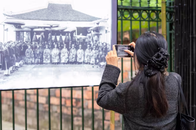 Những bức ảnh tư liệu lịch sử được giới thiệu tới người xem Những bức ảnh tư liệu lịch sử được giới thiệu tới người xem