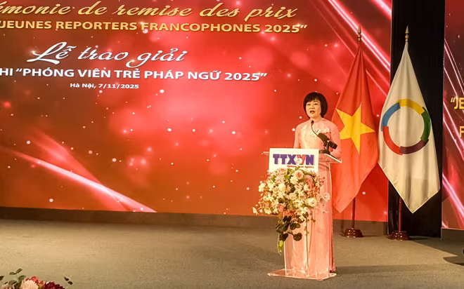 Bà Nguyễn Hồng Nga, Tổng Biên tập báo Le Courrier du Vietnam phát biểu tại sự kiện. Bà Nguyễn Hồng Nga, Tổng Biên tập báo Le Courrier du Vietnam phát biểu tại sự kiện.