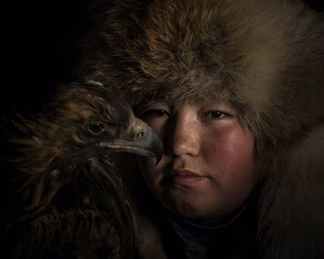 &quot;Đôi mắt của thảo nguyên&quot; - Đỗ Thị Thuận đoạt HCV VAPA thể loại Chân dung